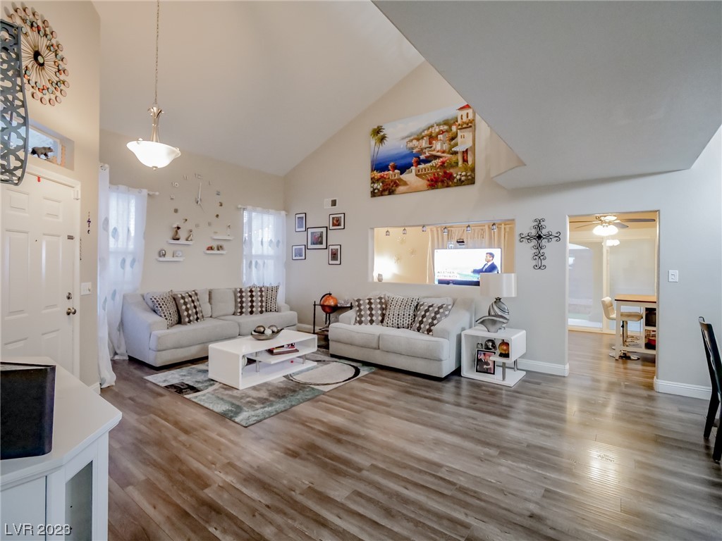 7405 Wildwind Drive