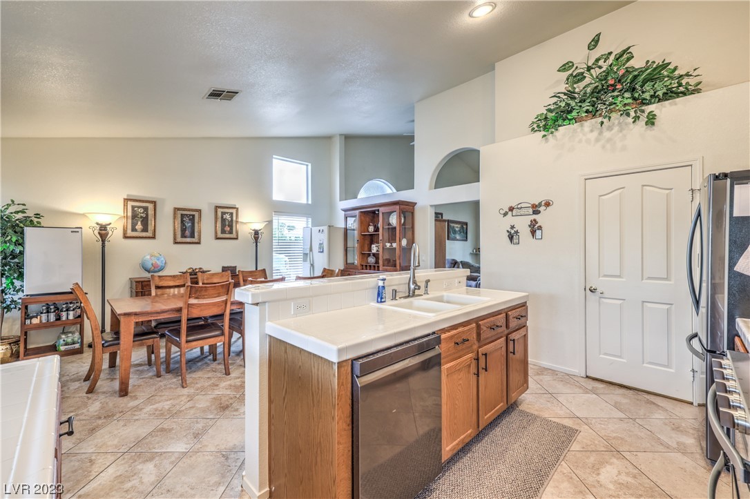 7711 Locke Haven Drive