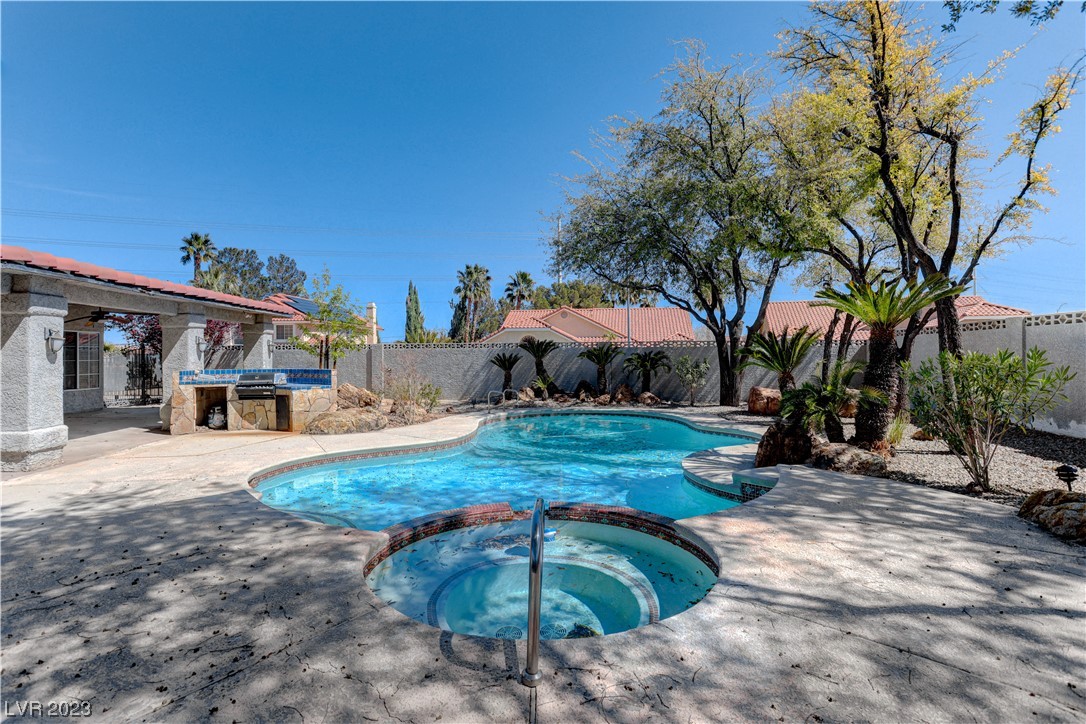 8601 Grandbank Drive