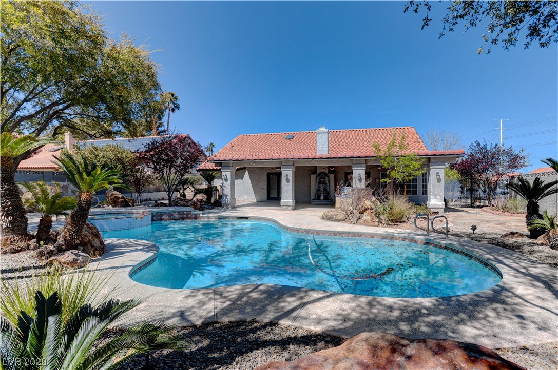 8601 Grandbank Drive