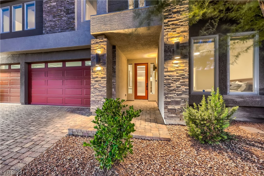 6407 Carmel Creek Avenue