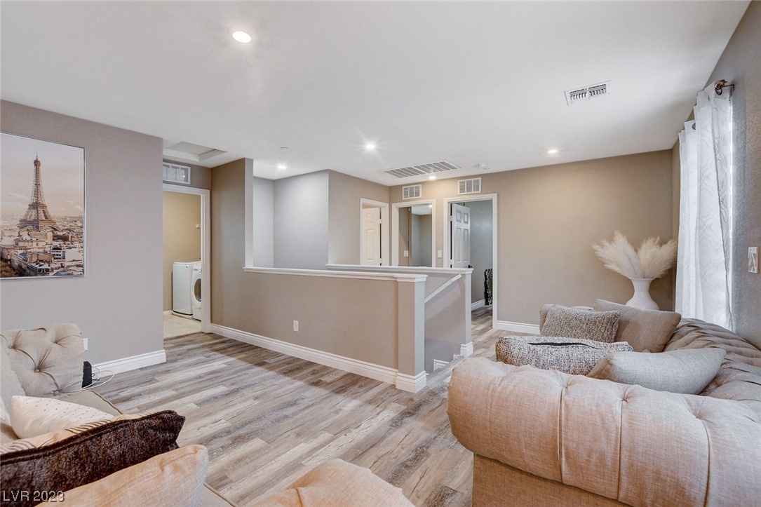 1637 Harvest Pecan Court