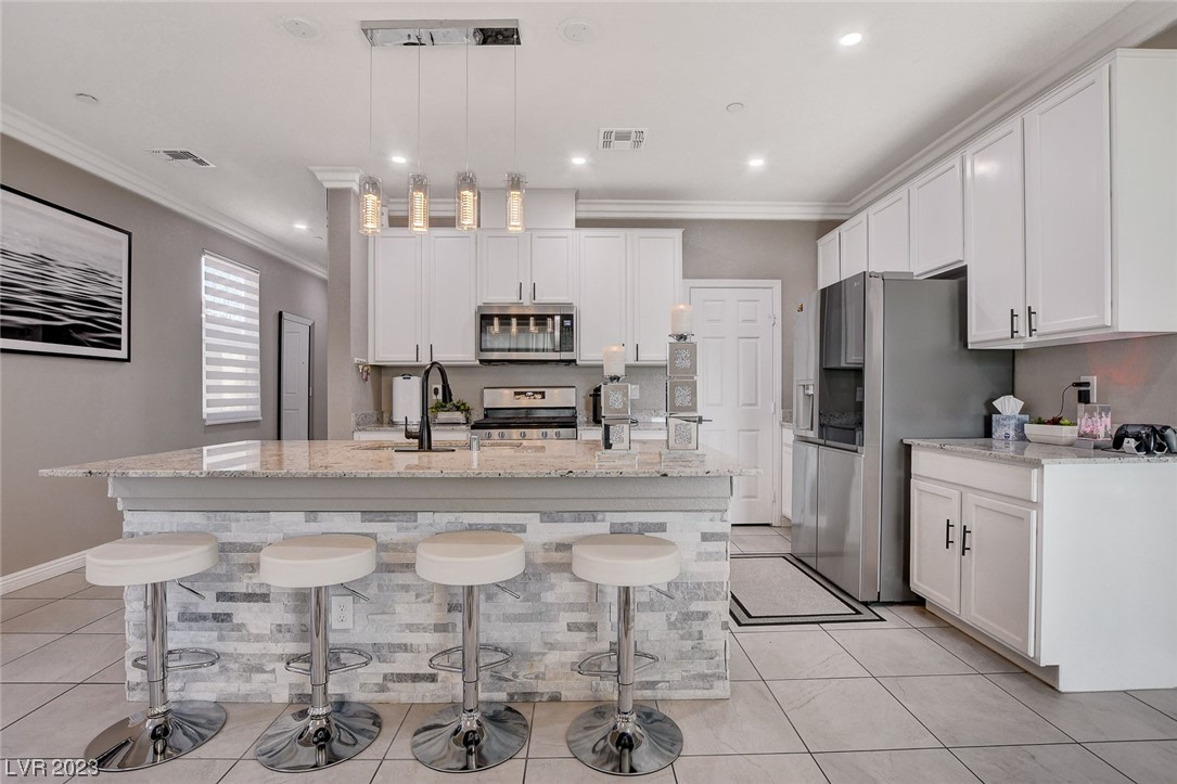 1637 Harvest Pecan Court
