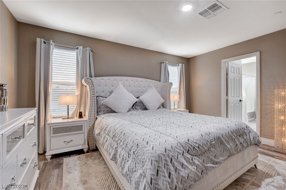 1637 Harvest Pecan Court