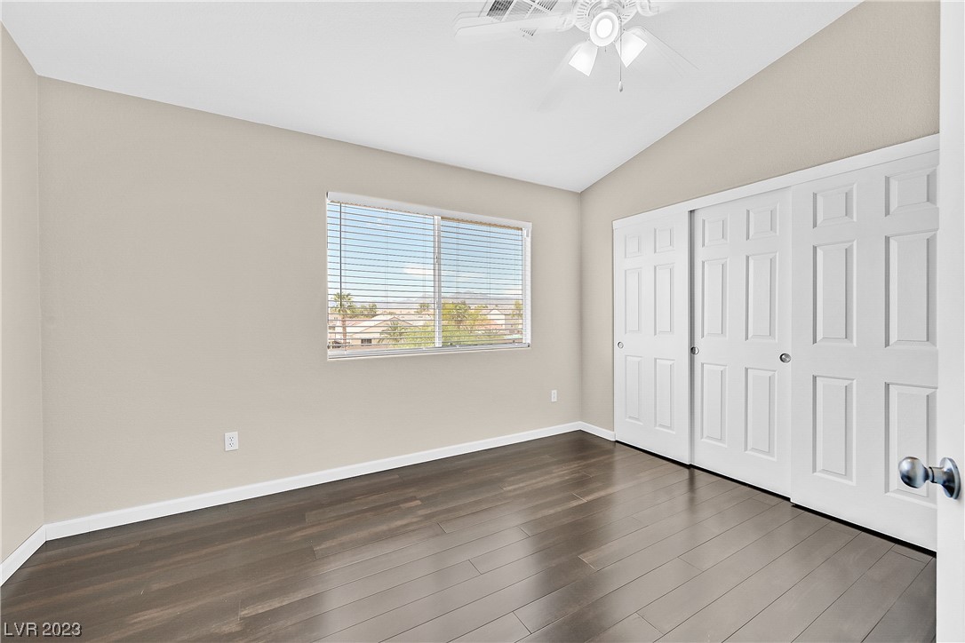 5905 Gentle Creek Lane