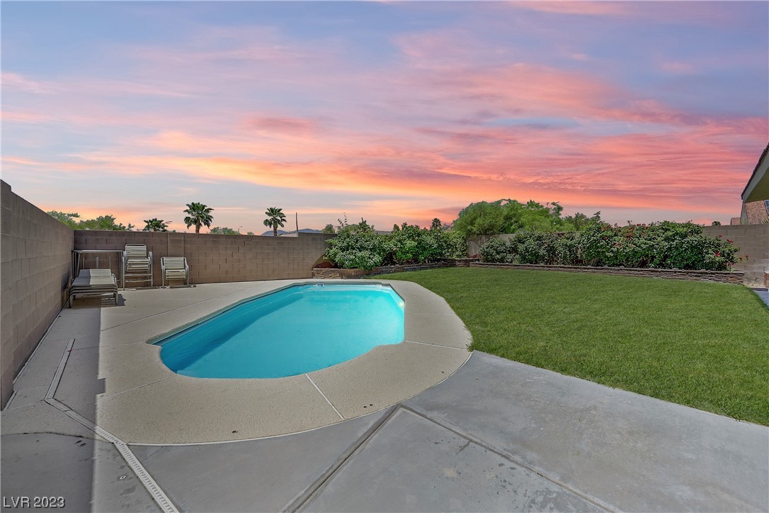 5905 Gentle Creek Lane