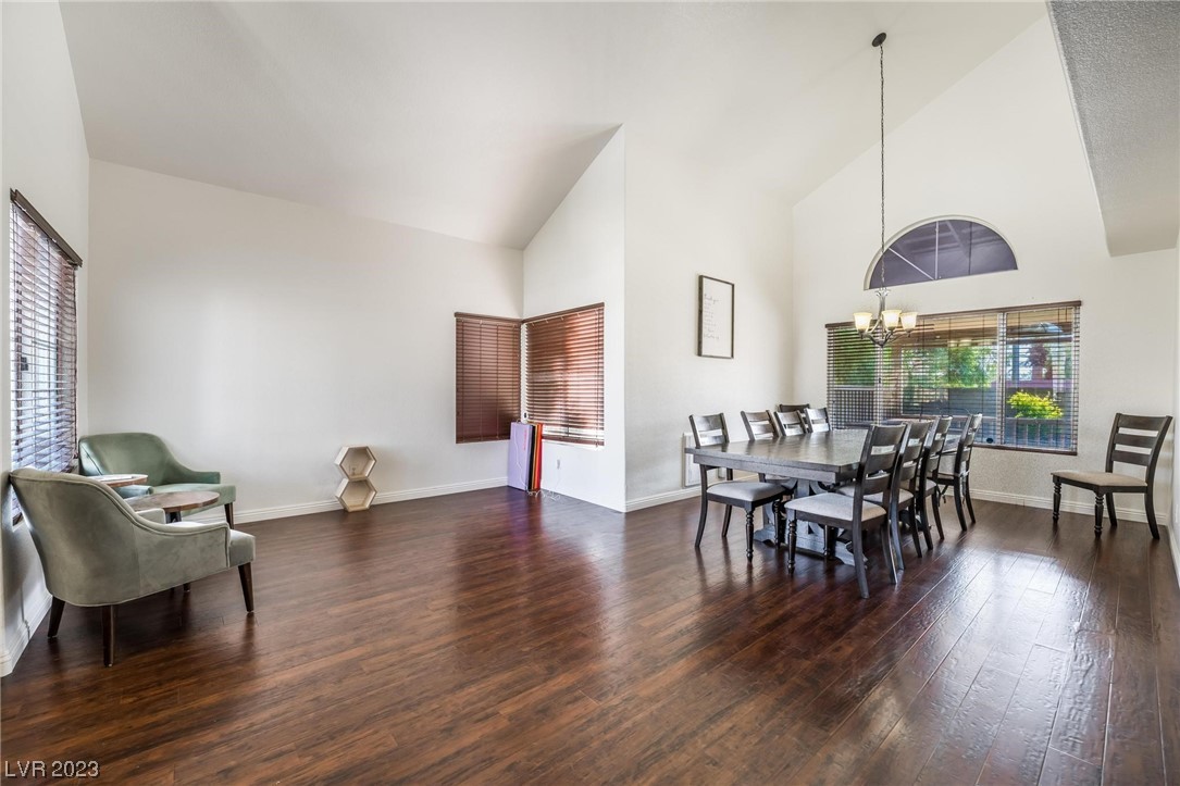 8202 Wildfire Street