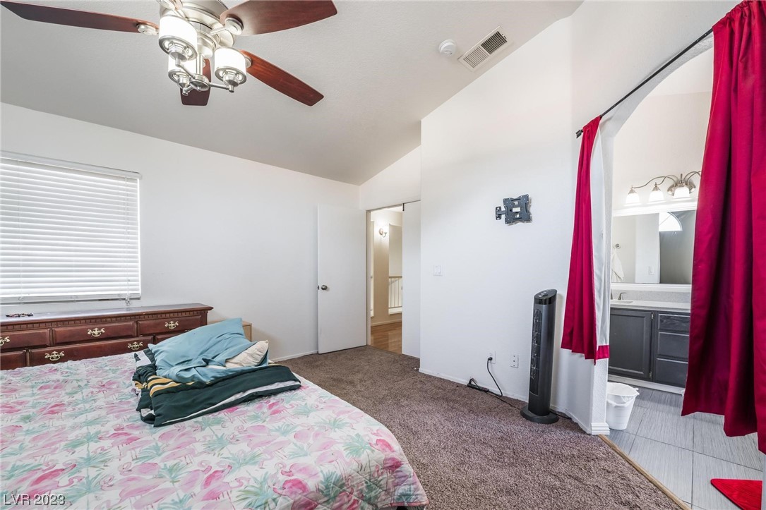 8202 Wildfire Street