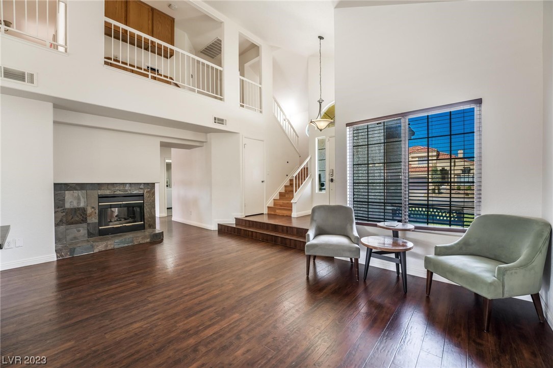 8202 Wildfire Street