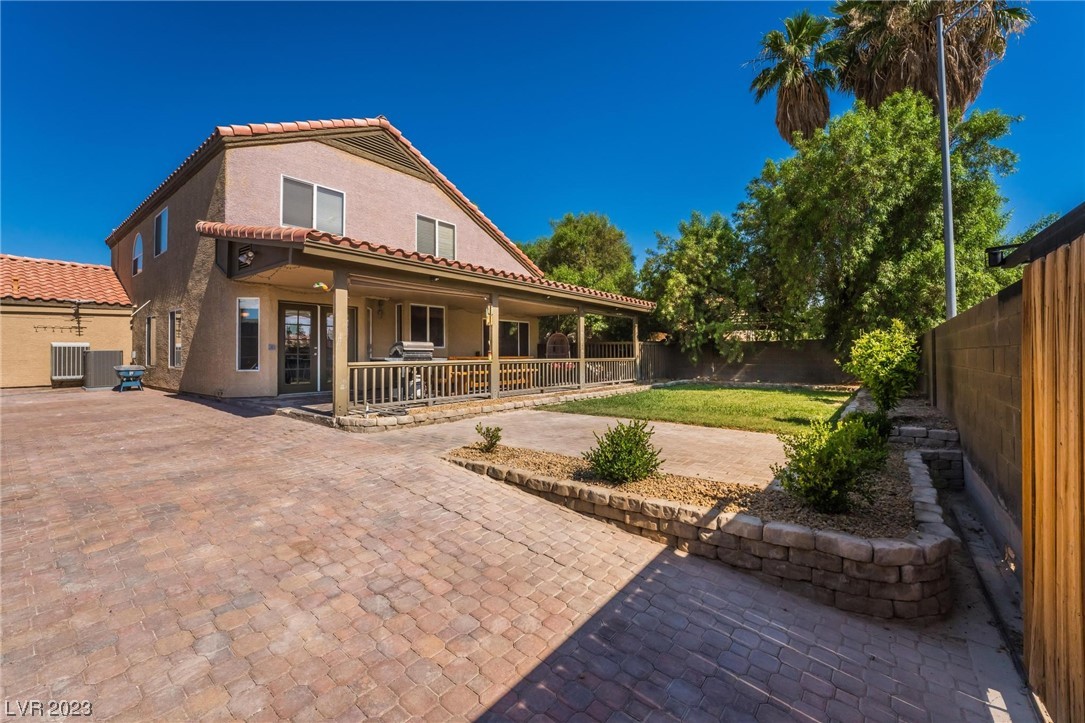 8202 Wildfire Street