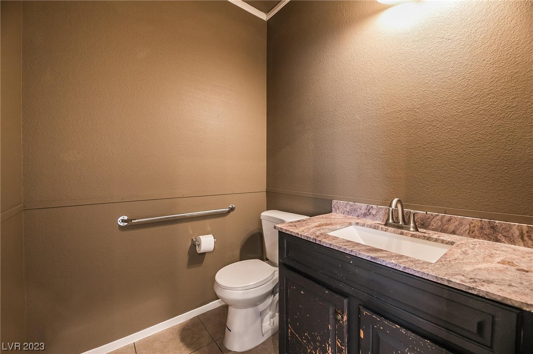 6012 Valley Flower Street