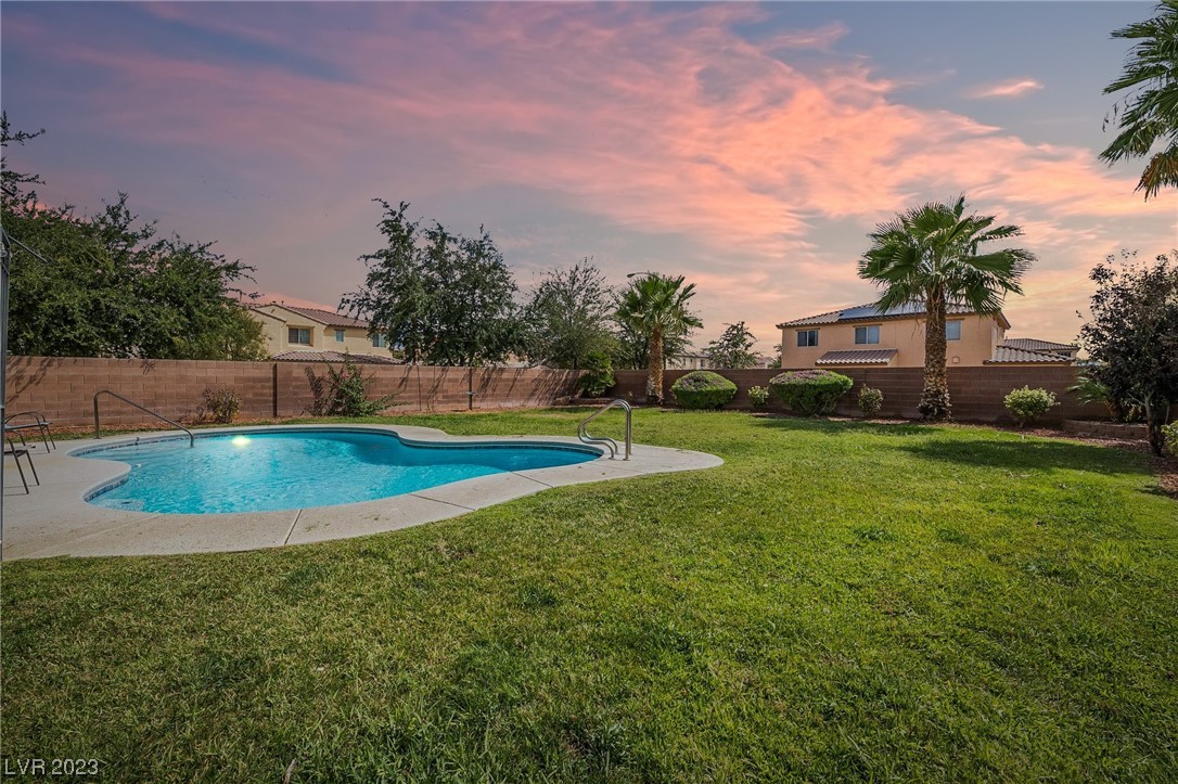 6012 Valley Flower Street