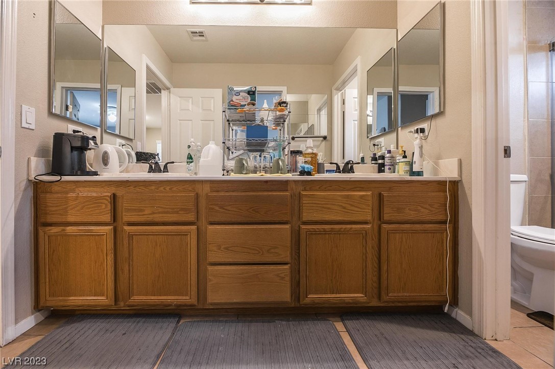 6012 Valley Flower Street