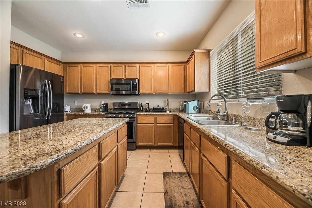 6012 Valley Flower Street