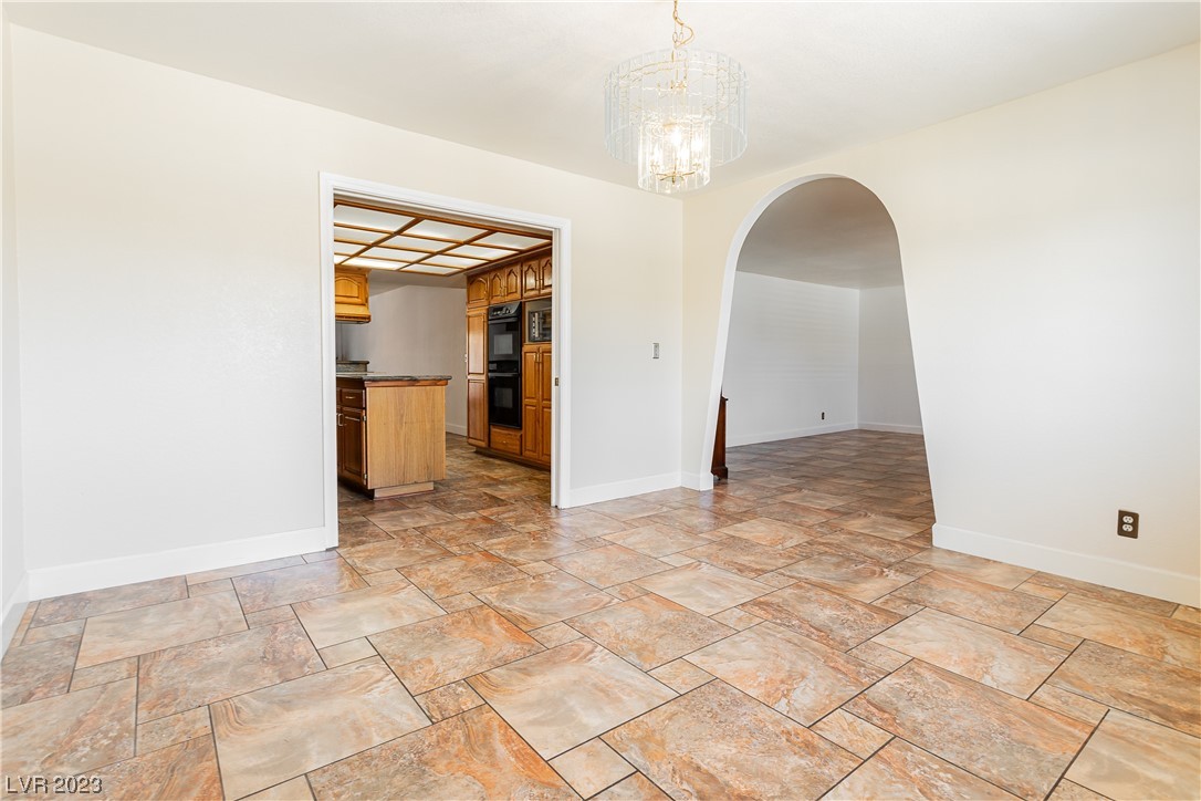 3209 Robin Circle