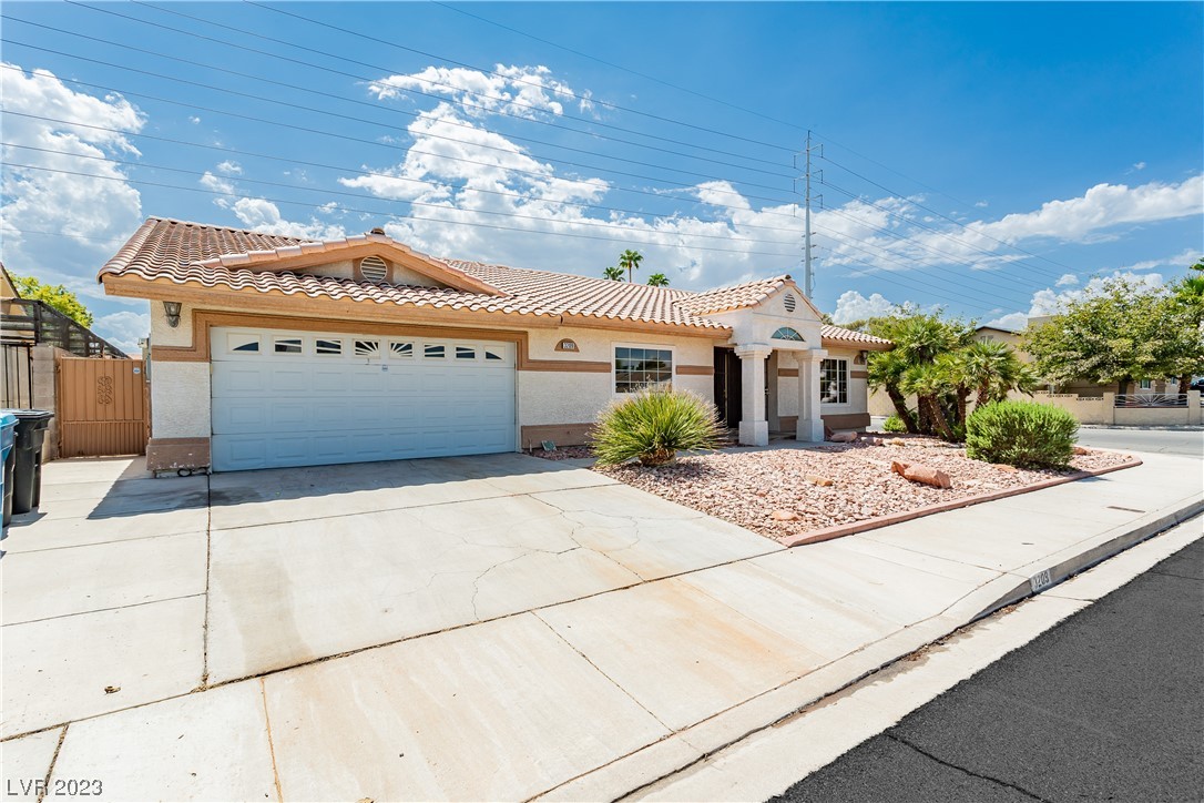 3209 Robin Circle