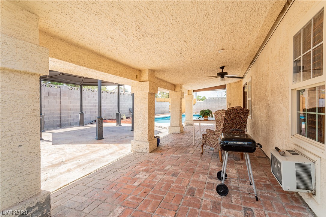 3209 Robin Circle