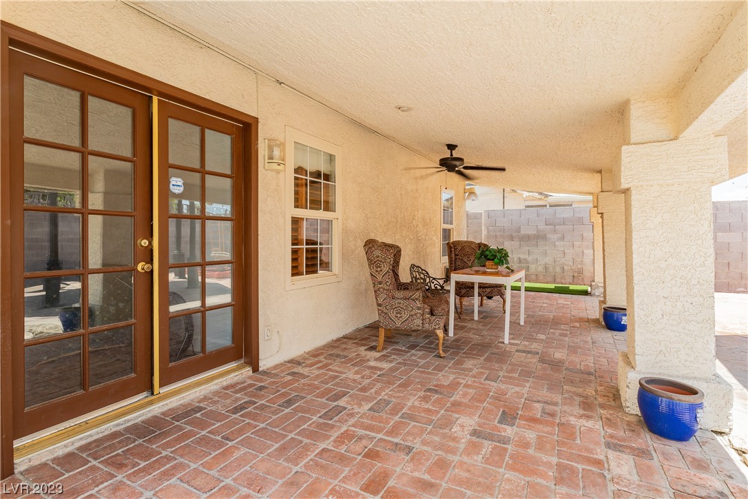 3209 Robin Circle