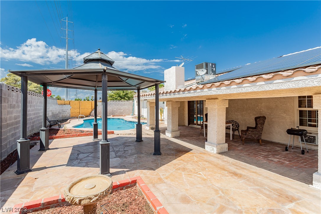 3209 Robin Circle