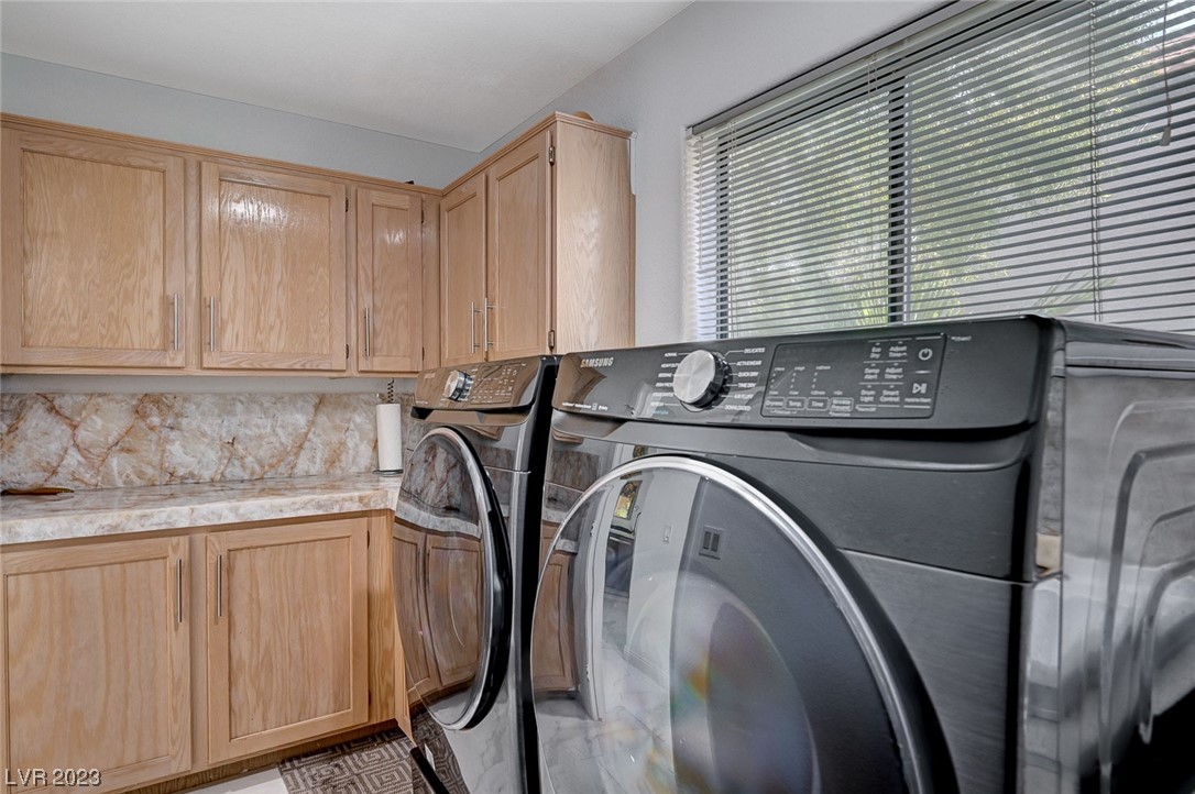 2645 Pershing Circle