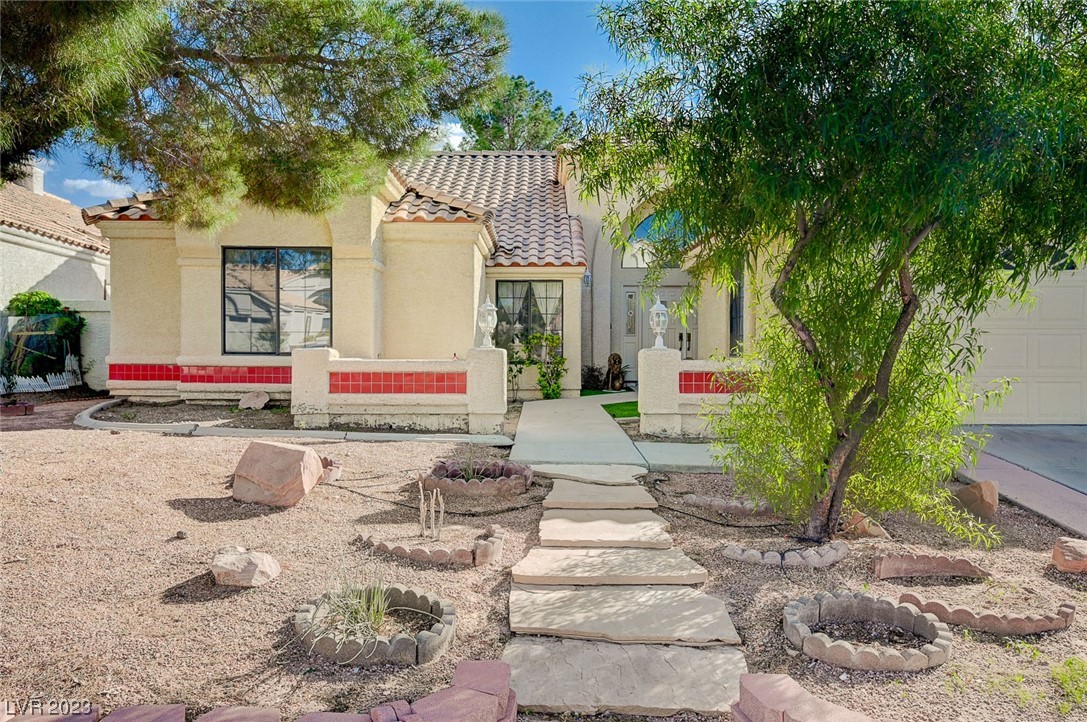 2645 Pershing Circle