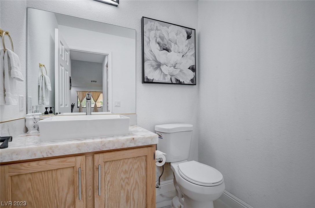 2645 Pershing Circle