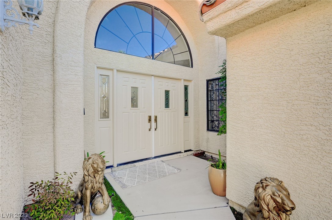 2645 Pershing Circle