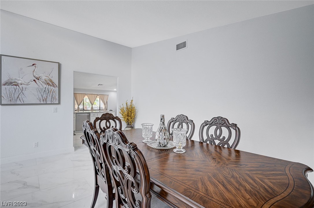 2645 Pershing Circle