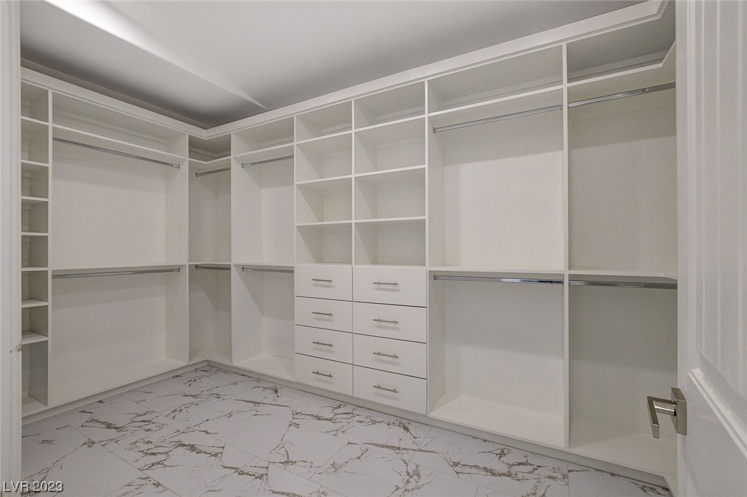 8332 Minots Ledge Avenue