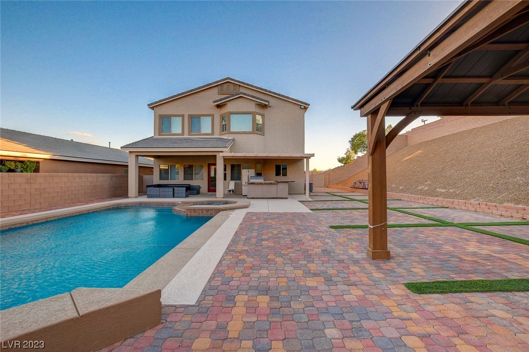 8332 Minots Ledge Avenue