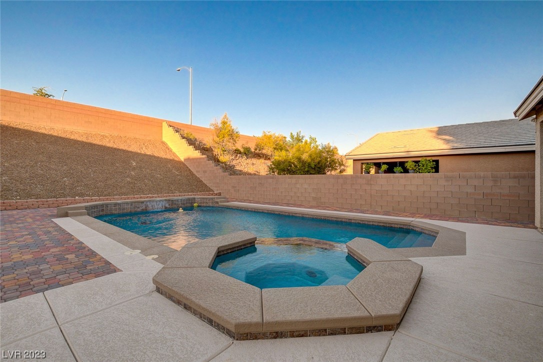 8332 Minots Ledge Avenue