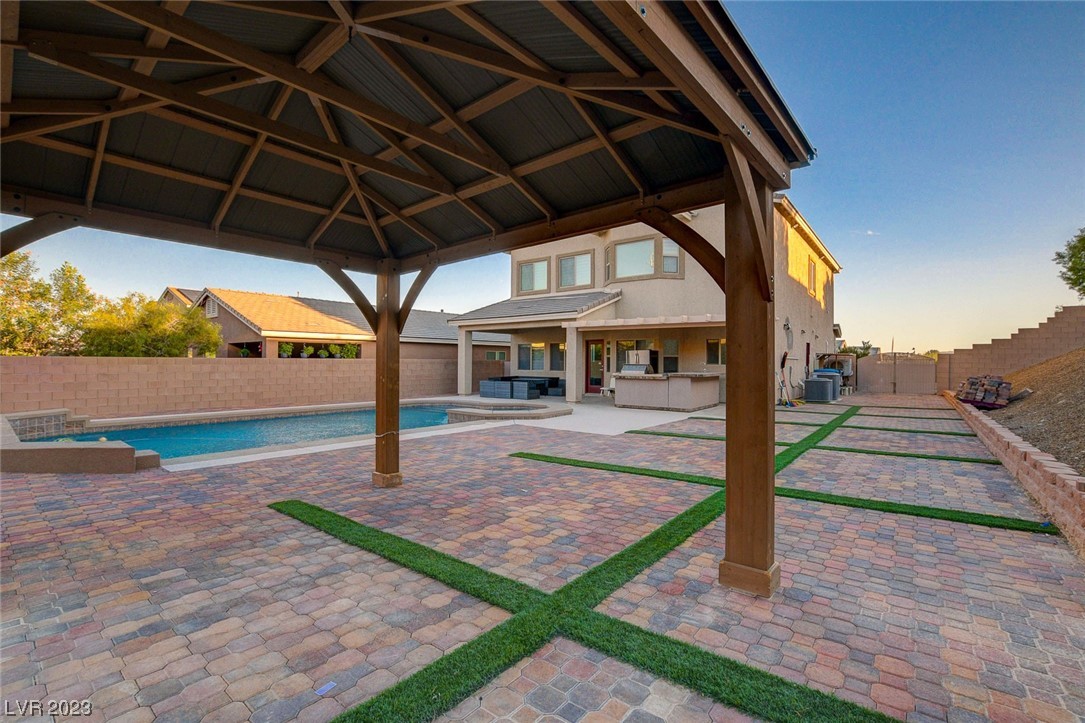 8332 Minots Ledge Avenue