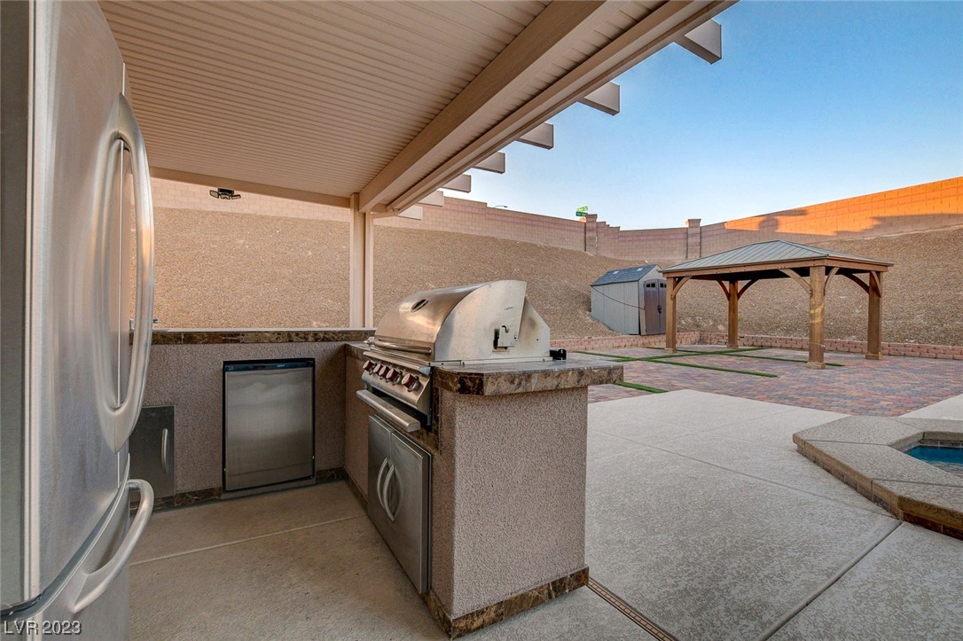 8332 Minots Ledge Avenue