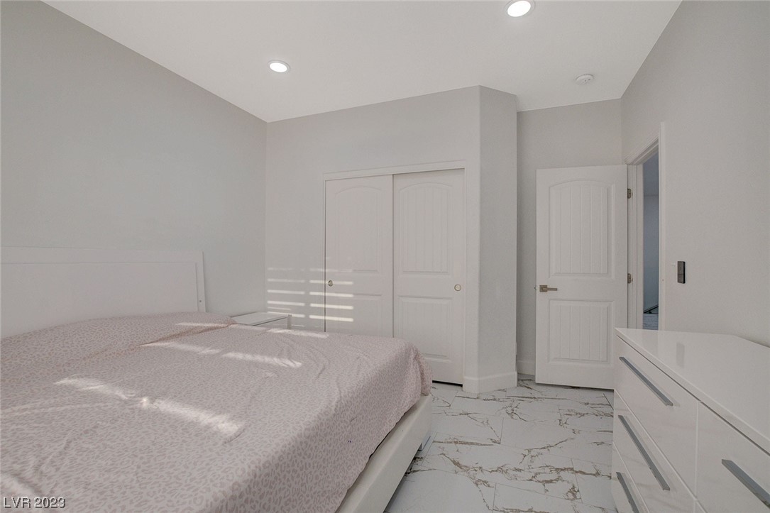 8332 Minots Ledge Avenue