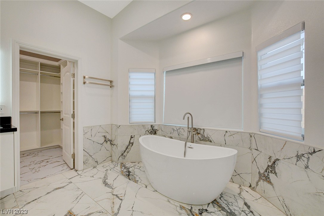 8332 Minots Ledge Avenue