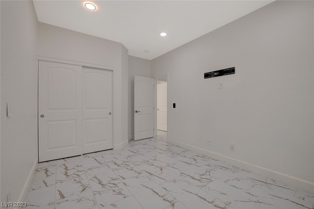 8332 Minots Ledge Avenue