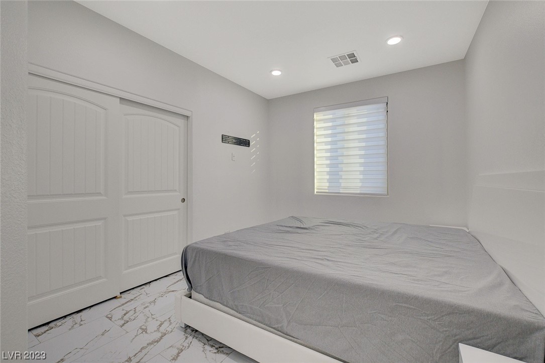 8332 Minots Ledge Avenue