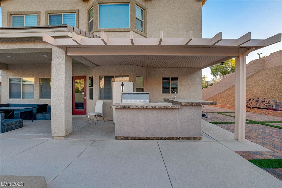 8332 Minots Ledge Avenue