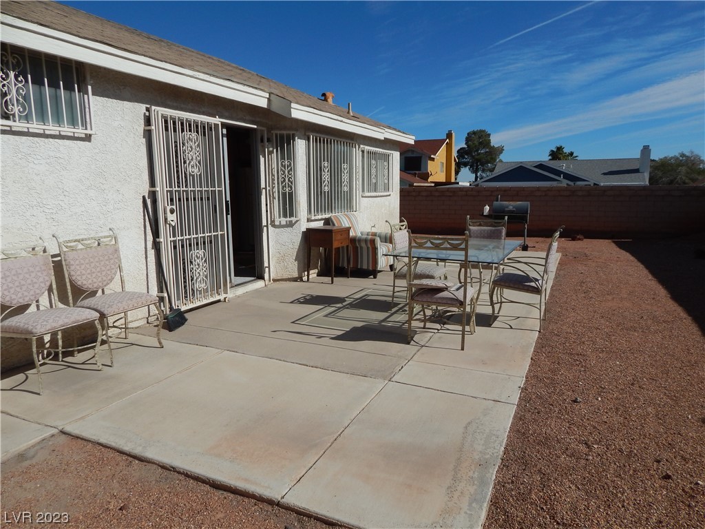 7373 Newcrest Circle