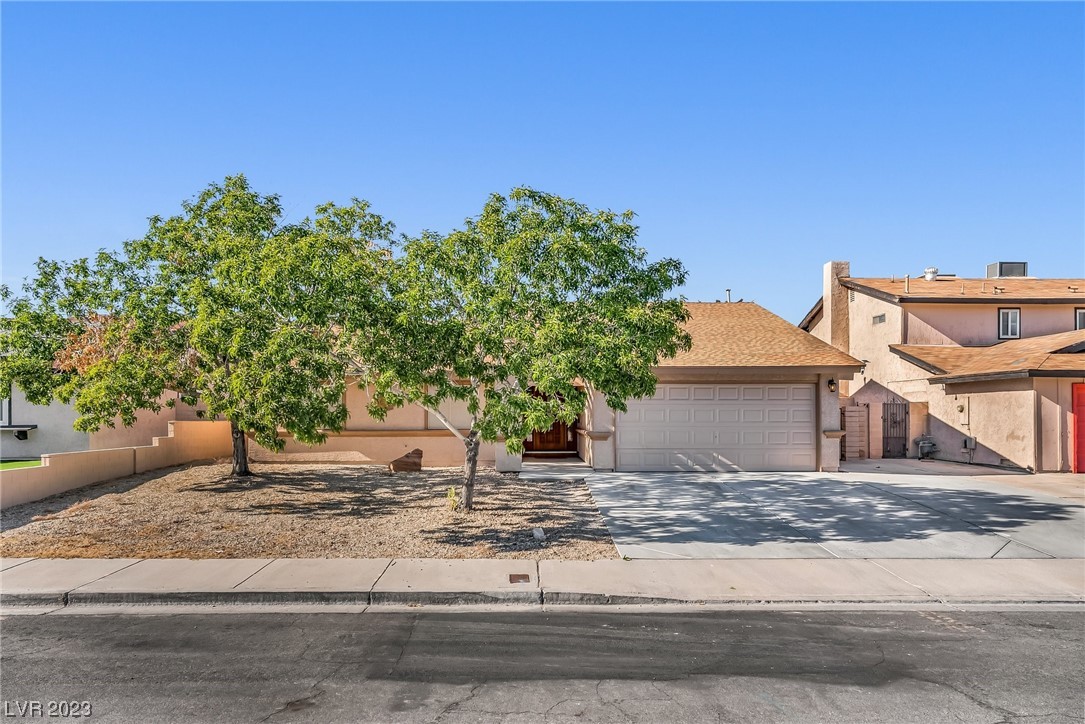 2432 La Casa Drive