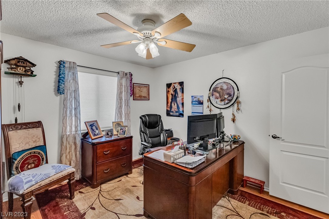 2432 La Casa Drive
