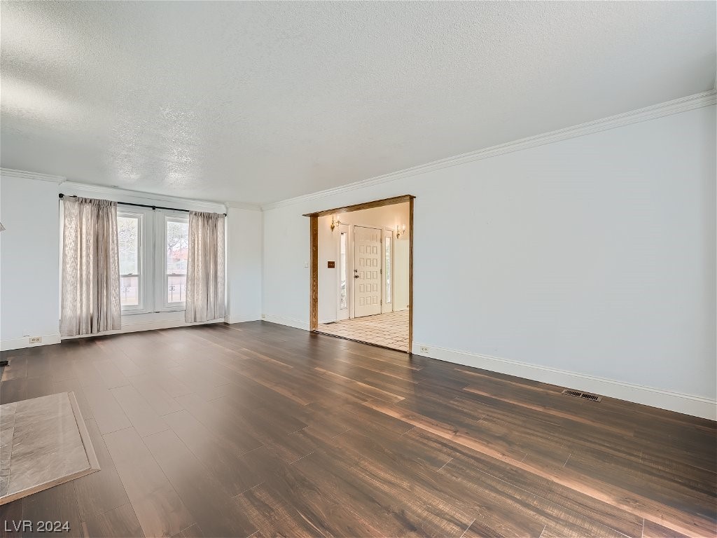 7240 El Parque Avenue