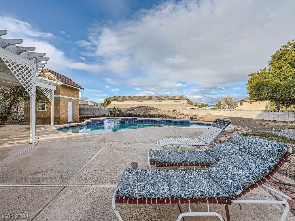 7240 El Parque Avenue