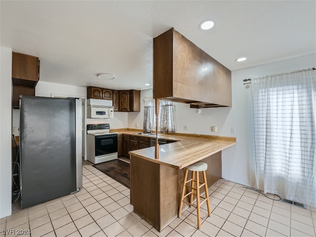 7240 El Parque Avenue