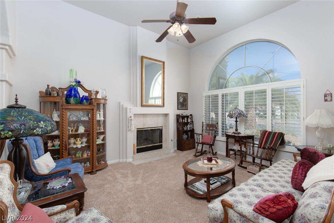 4004 Featherstone Lane