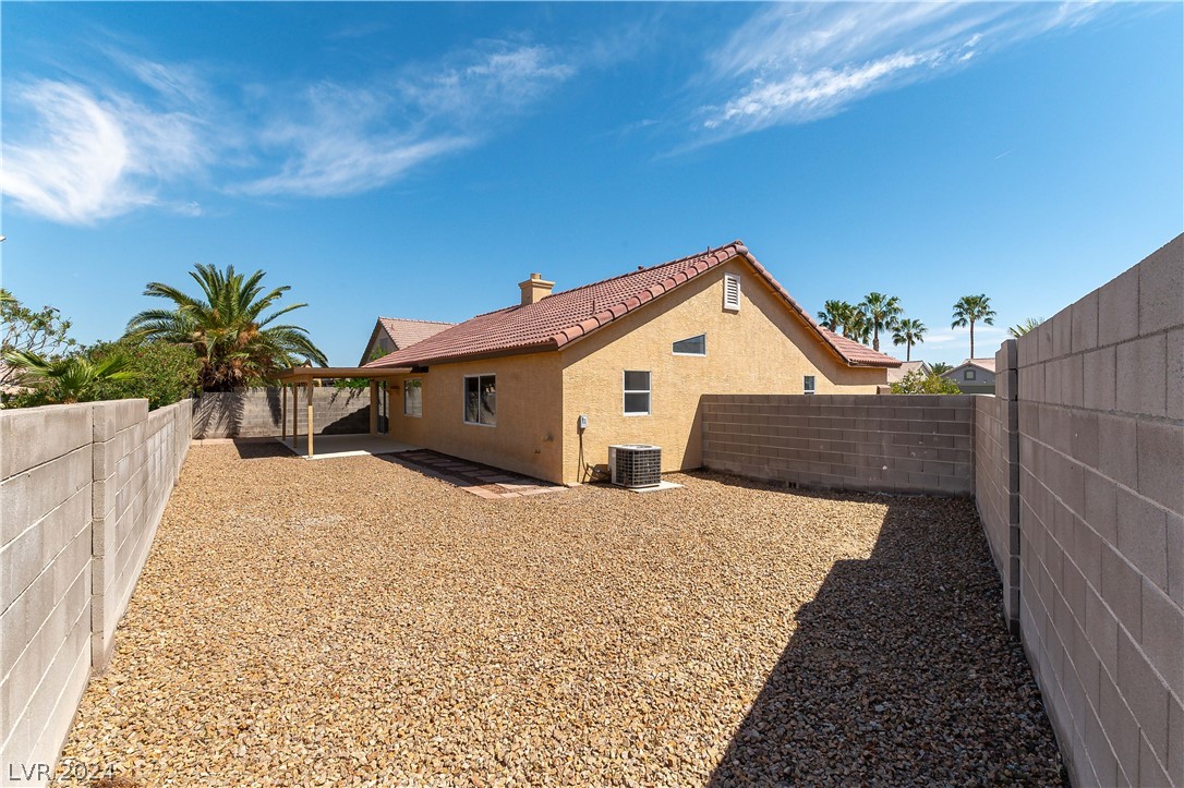 2432 Seymour Court