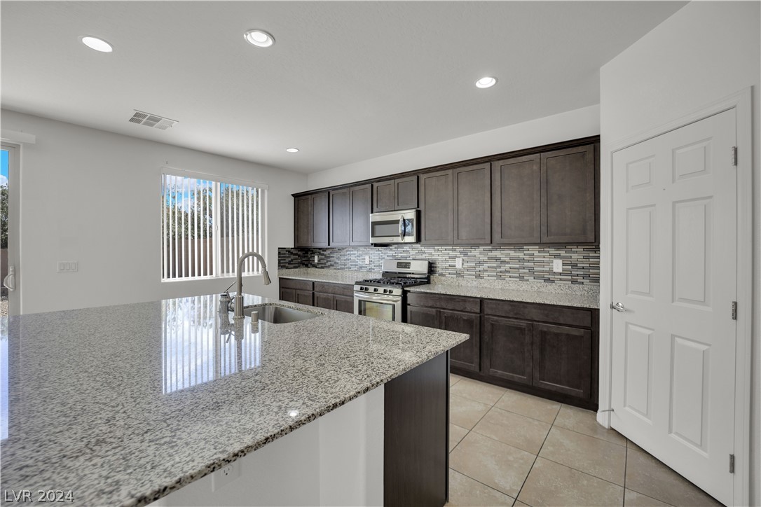 4620 High Anchor Street