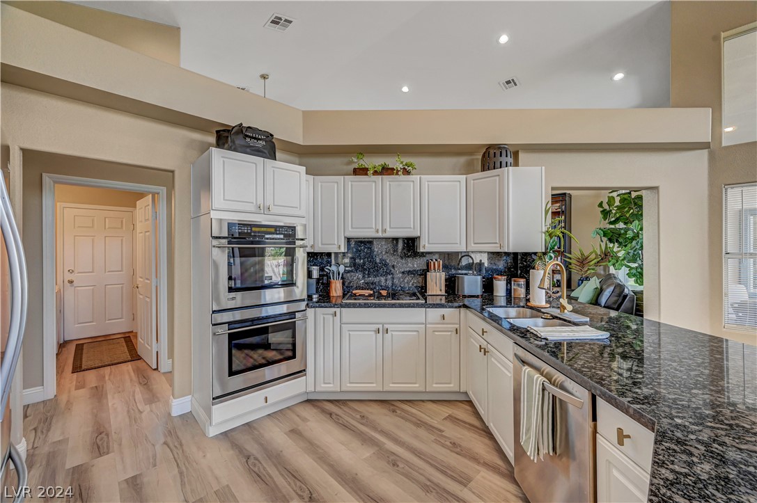 3930 West Ford Avenue