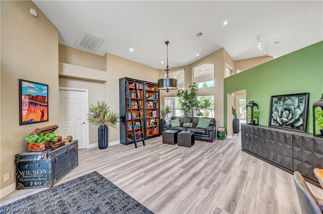 3930 West Ford Avenue