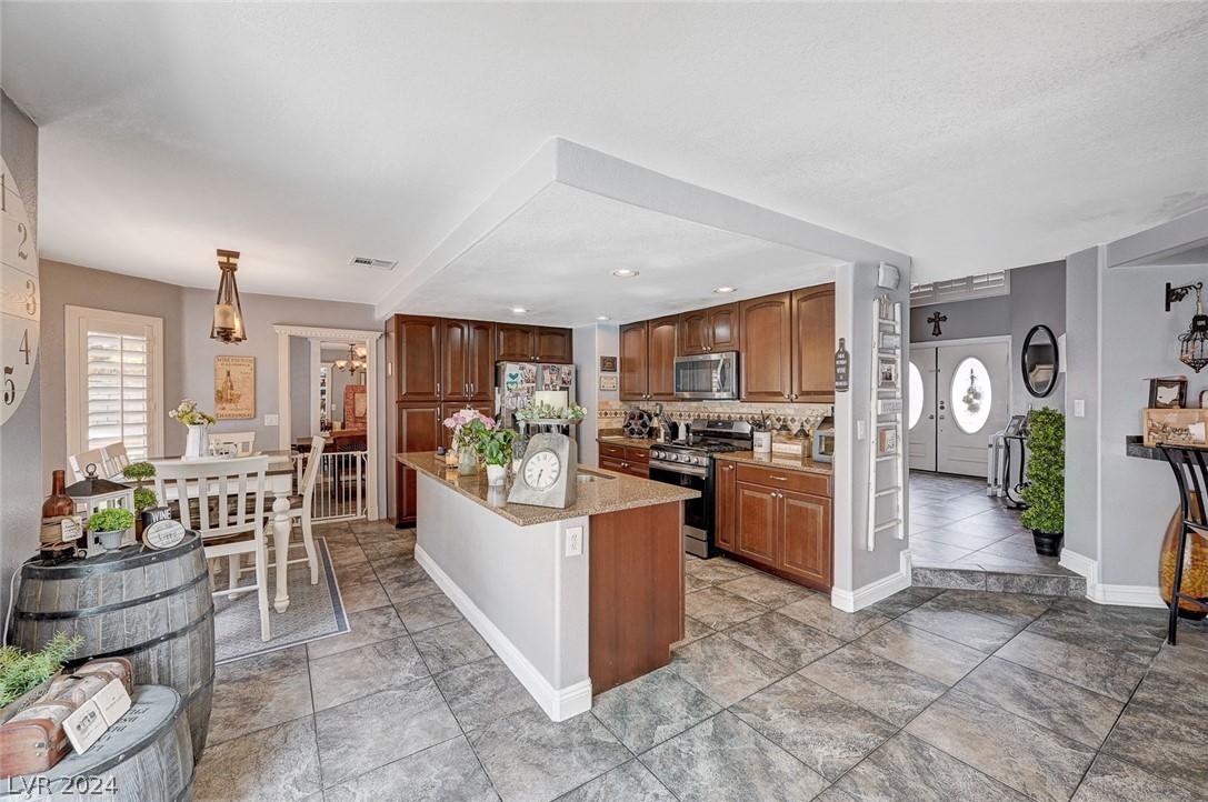 3001 Ocean Port Drive